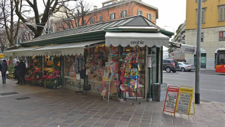 Attività di Edicola Centro Bergamo Zona Porta Nuova Bergamo