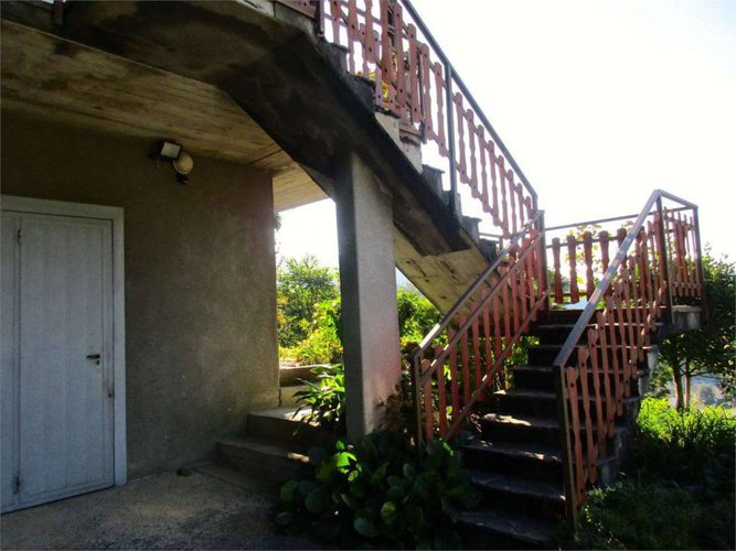 Berbenno - Villa singola con mansarda indipendente Berbenno