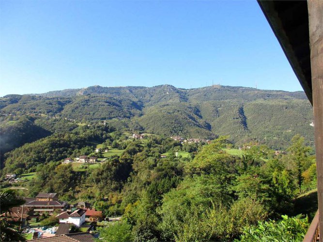 Berbenno - Villa singola con mansarda indipendente Berbenno