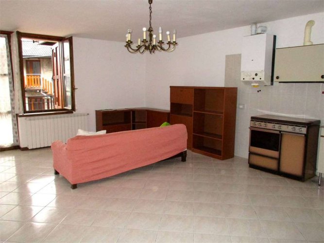 Trilocale indipendente Brumano