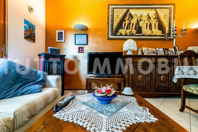 VILLA A SCHIERA IN RESIDENCE Ranica