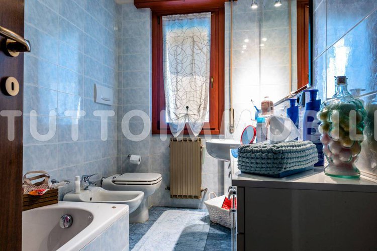 VILLA A SCHIERA IN RESIDENCE Ranica