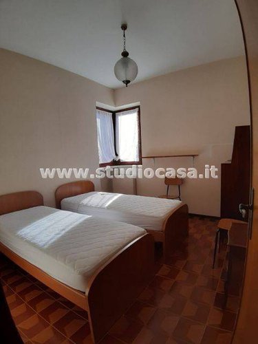 TRILOCALE A PIANO PRIMO IN OTTIMA POSIZIONE!!! Piazzatorre