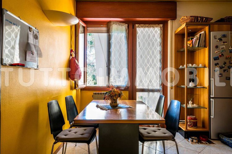 VILLA A SCHIERA IN RESIDENCE Ranica