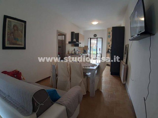 SOLUZIONE BEN SISTEMATA ED ESPOSTA CON TERRAZZONE! Taleggio