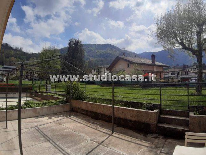 SOLUZIONE BEN SISTEMATA ED ESPOSTA CON TERRAZZONE! Taleggio