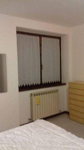 SOLUZIONE ABITABILE DA SUBITO CON INVIDIABILE TERRAZZONE! Serina