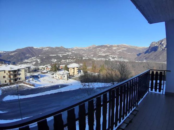 SOLUZIONE MOLTO CURATA CON OTTIMA VISTA! Taleggio