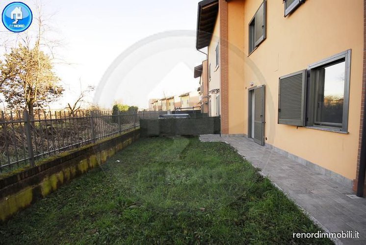 VILLA A SCHIERA Miradolo terme