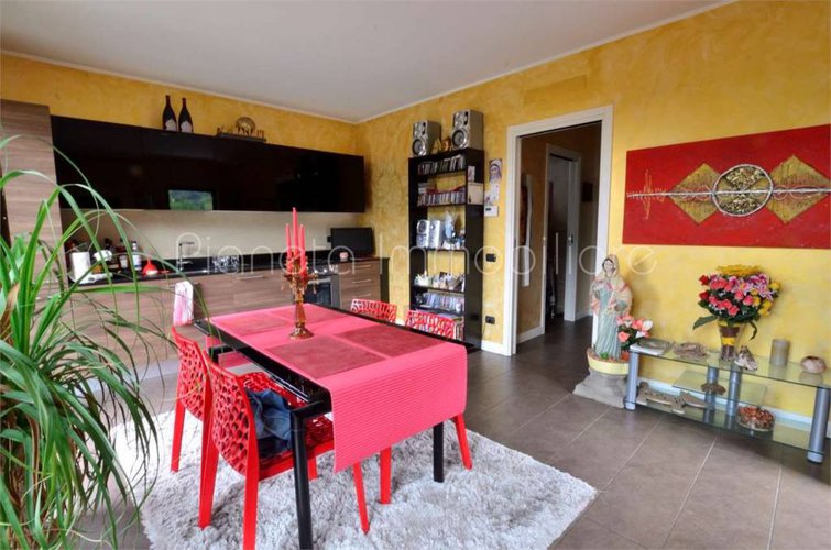 TRILOCALE all'ultimo piano, immerso nel verde Ponteranica