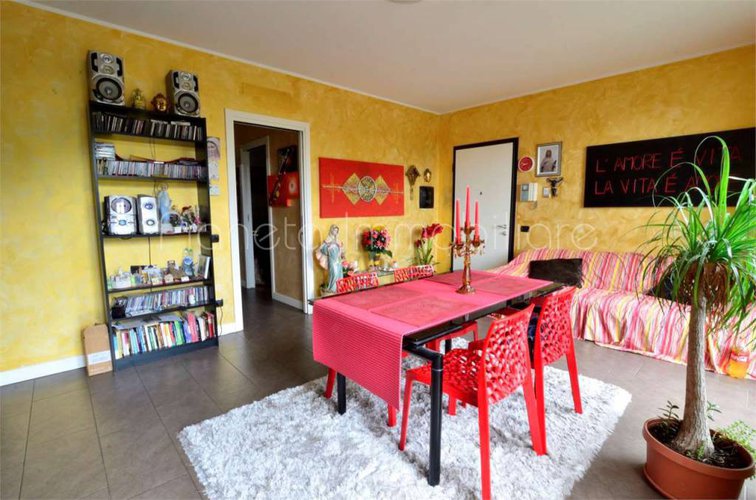 TRILOCALE all'ultimo piano, immerso nel verde Ponteranica