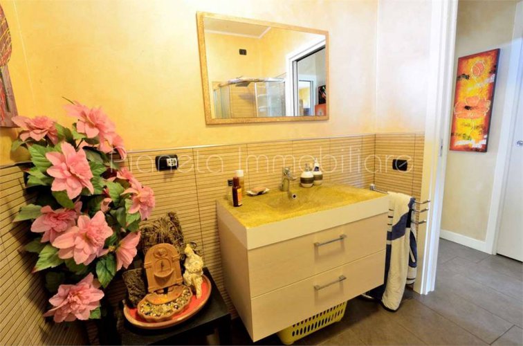 TRILOCALE all'ultimo piano, immerso nel verde Ponteranica