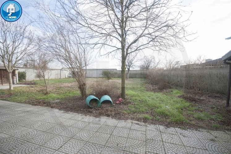 AREA EDIFICABILE Albuzzano