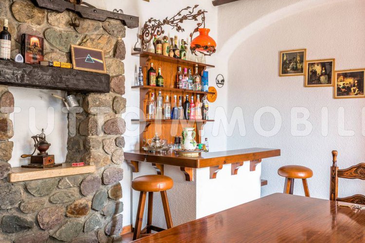 Alzano Lombardo Bifamiliare nel centro storico Alzano Lombardo