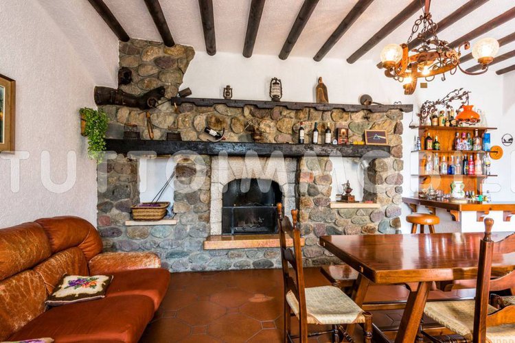 Alzano Lombardo Bifamiliare nel centro storico Alzano Lombardo