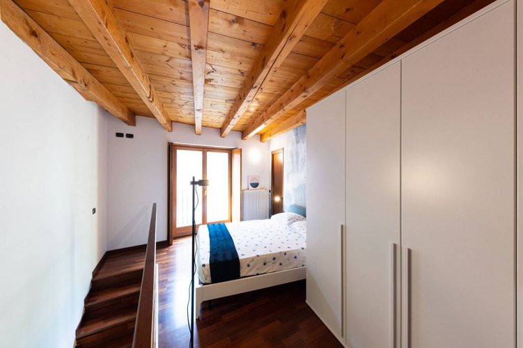 Grazioso bilocale in duplex completamente arredato! Albino