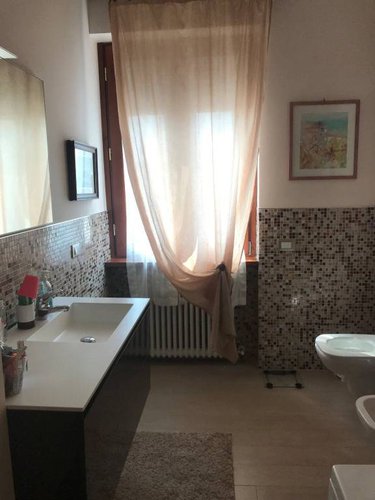 Centralissimo ultimo piano completamente ristrutturato Bergamo