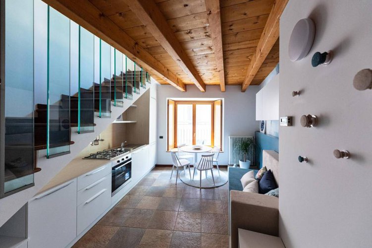 Grazioso bilocale in duplex completamente arredato! Albino