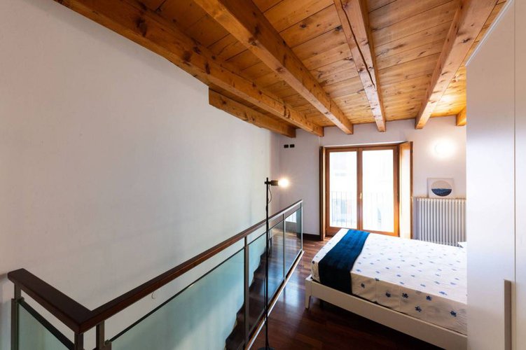 Grazioso bilocale in duplex completamente arredato! Albino