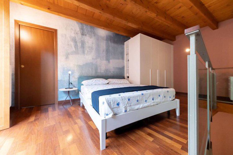 Grazioso bilocale in duplex completamente arredato! Albino