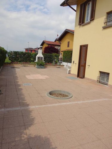 VILLA BIFAMILIARE VERDELLO Verdello