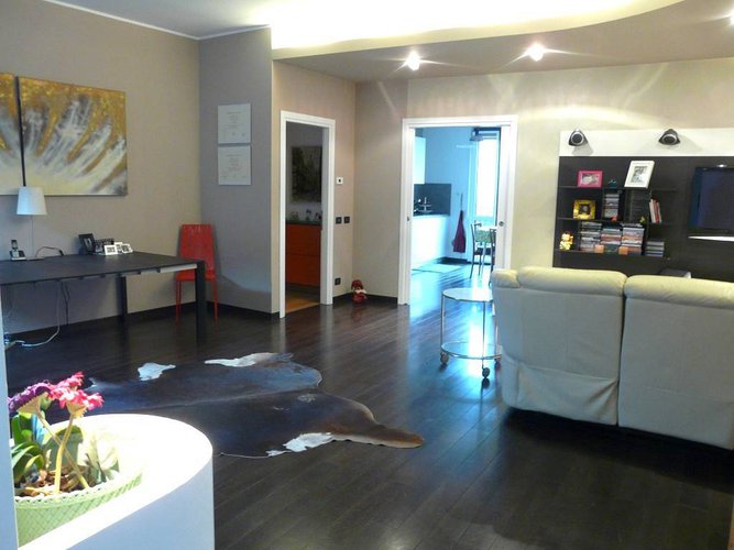 Verdello centro trilocale ampio + box ampio e cantina