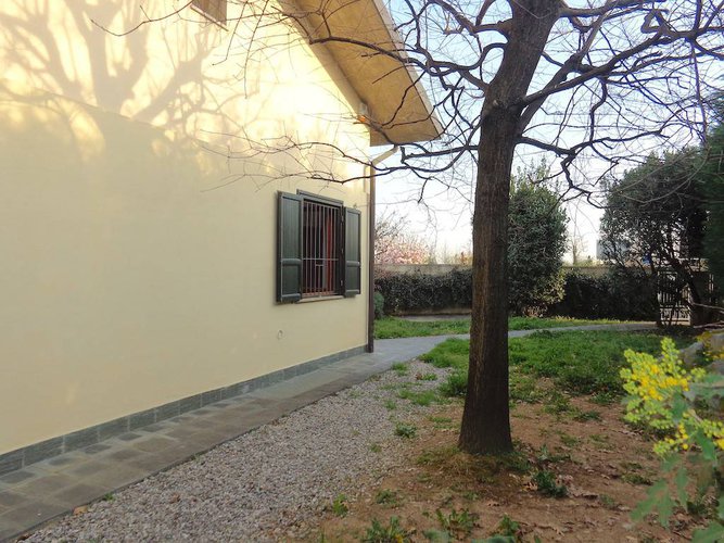 VERDELLO VILLA BIFAMILIARE LIBERA SUBITO!!! Verdello