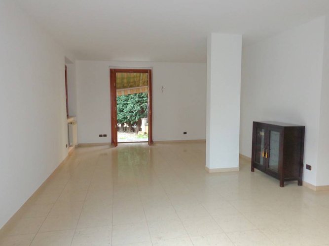 VERDELLO VILLA BIFAMILIARE LIBERA SUBITO!!! Verdello