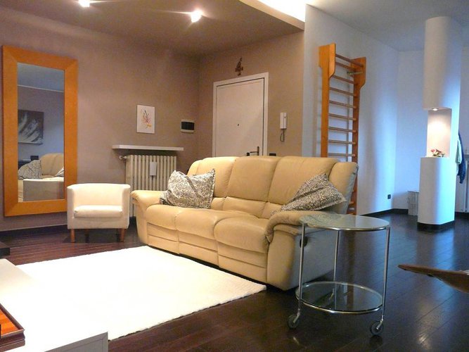 Verdello centro trilocale ampio + box ampio e cantina Verdello