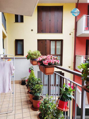 Grazioso bilocale con box, comodamente servito da ascensore Gazzaniga