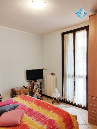 Grazioso bilocale con box, comodamente servito da ascensore Gazzaniga