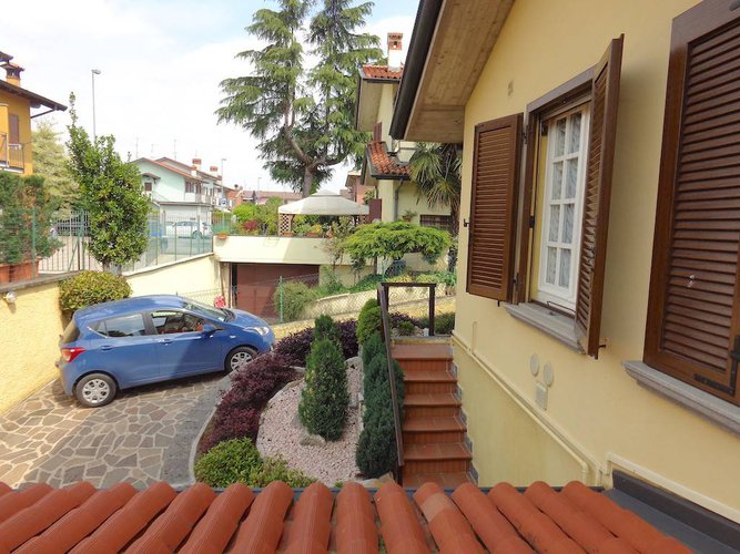 VILLA BIFAMILIARE VERDELLO Verdello