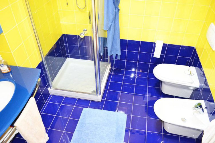 4 UNITA'RECENTE QUADRILOCALE, 3 CAMERE, 3 BAGNI E BOX DOPPIO Calcinate