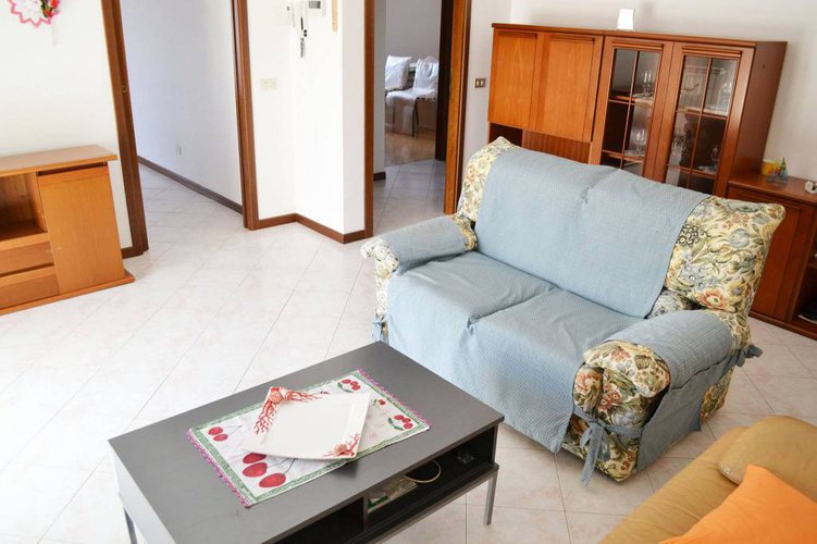 FAVOLOSO TRILOCALE CON 2 BAGNI, 3 BALCONI E BOX DOPPIO Bolgare