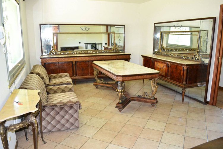 RECENTE TRILOCALE IN VILLA, GIARDINO, TAVERNA E BOX DOPPIO Cenate Sotto