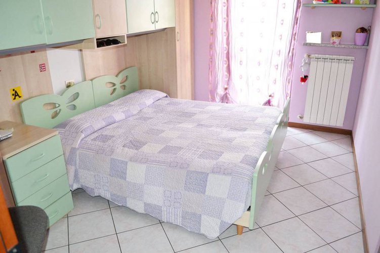 ZONA SCUOLA. RECENTE TRILOCALE CON BALCONI E BOX DOPPIO Calcinate