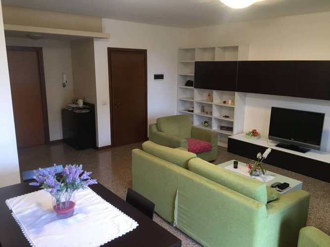 Calusco trilocale terrazzato 99.000 Calusco d'Adda