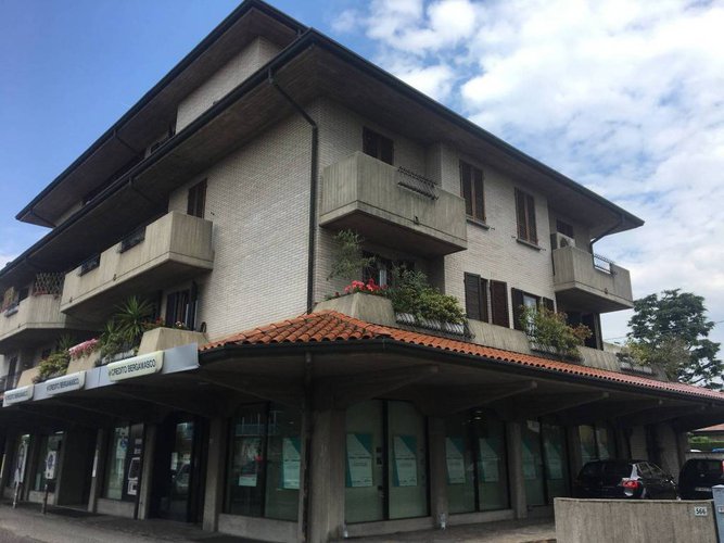 Calusco trilocale terrazzato 99.000