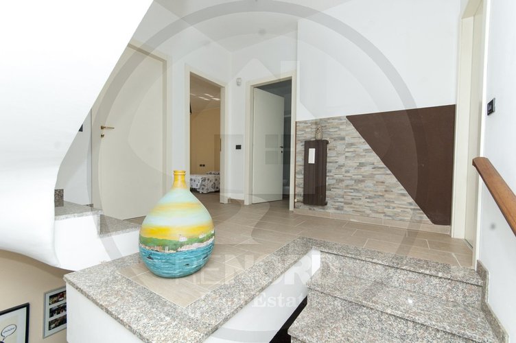 VILLA A SCHIERA Torrevecchia pia