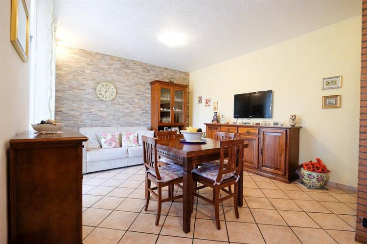 TRILOCALE TERMOAUTONOMO RISTRUTTURATO CON AMPIA CANTINA Paderno d'Adda