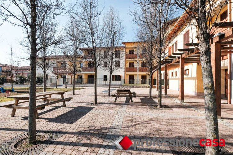 NUOVO ED AMPIO APPARTAMENTO DI 115 MQ