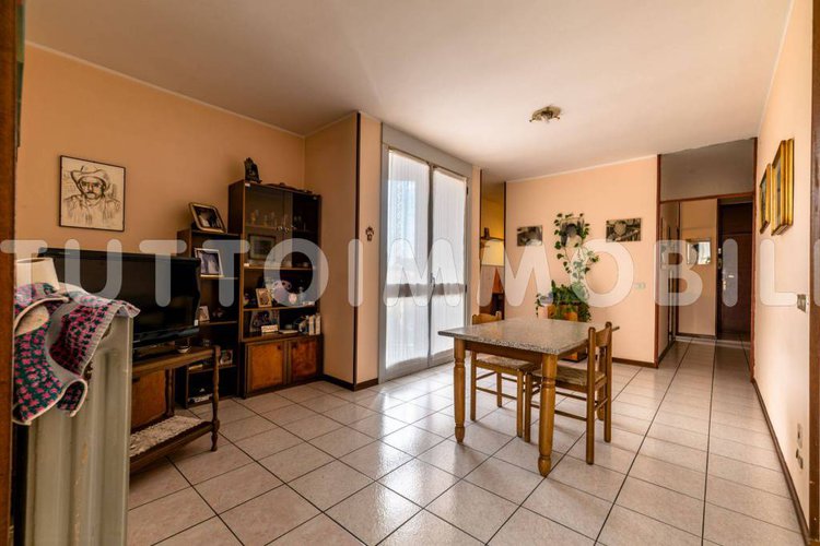 TRILOCALE DI 120 MQ A VILLA DI SERIO