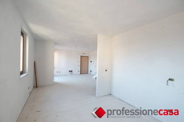 NUOVO ED AMPIO APPARTAMENTO DI 115 MQ Sotto il Monte Giovanni XXIII