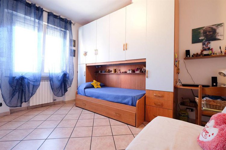 TRILOCALE TERMOAUTONOMO RISTRUTTURATO CON AMPIA CANTINA Paderno d'Adda