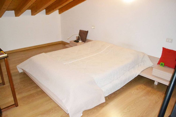 INGRESSO INDIPENDENTE. QUADRILOCALE, 2 BAGNI E BOX DOPPIO Cavernago