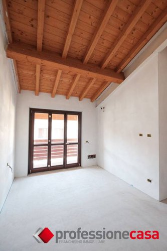 NUOVO ED AMPIO APPARTAMENTO DI 115 MQ Sotto il Monte Giovanni XXIII