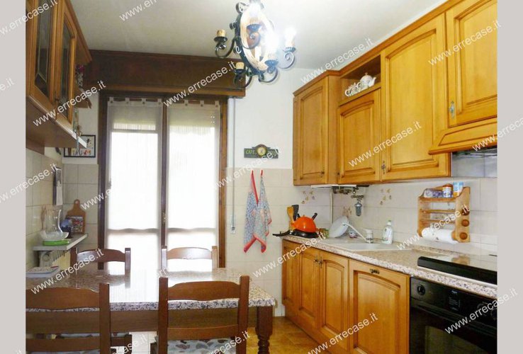 COMODO APPARTAMENTO di 3 LOCALI... Capriate San Gervasio