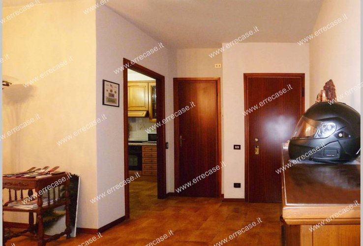 COMODO APPARTAMENTO di 3 LOCALI... Capriate San Gervasio