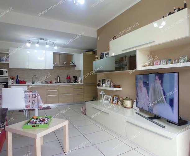 Bellissimo 2 Locali con giardino e Box. Boltiere