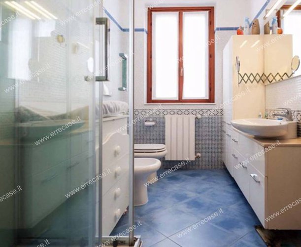 € 3.000 di anticipo + € 480 al mese Boltiere